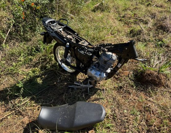 Menor é apreendido por furto e desmanche de motocicleta em Entre Rios