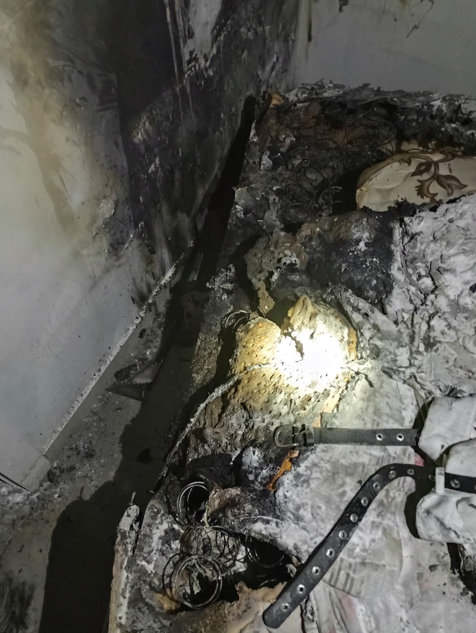 Princípio de incêndio é registrado em apartamento no centro de Palmitos