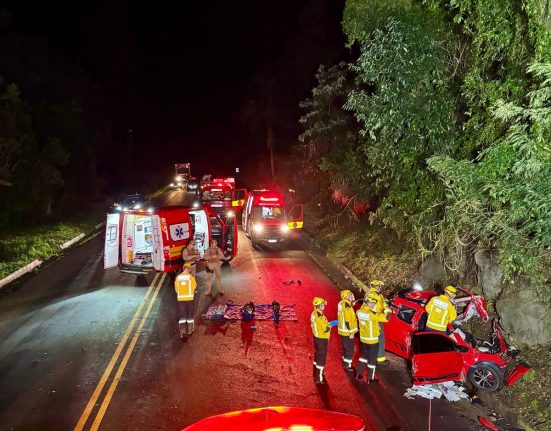 Colisão frontal deixa um morto e uma jovem ferida na BR-158