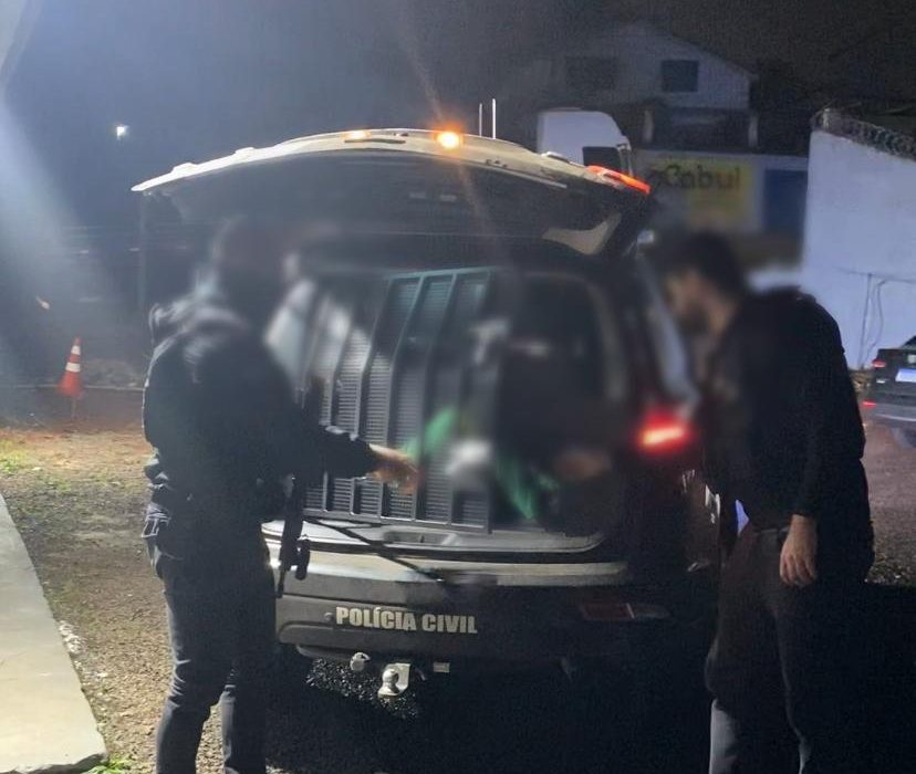 Polícia Civil prende homem por roubo de carro em Chapecó