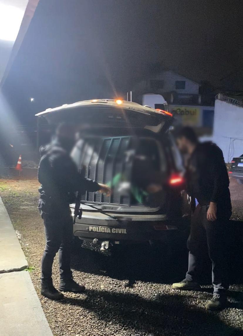 Polícia Civil prende homem por roubo de carro em Chapecó