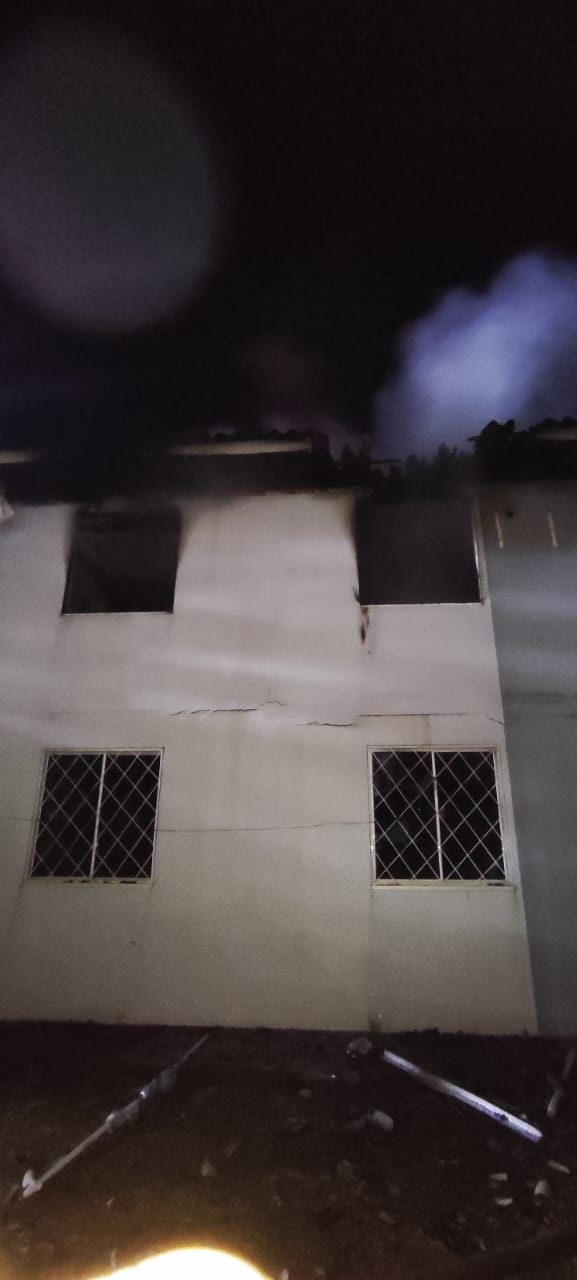 Explosão seguida de incêndio atinge apartamento em Chapecó
