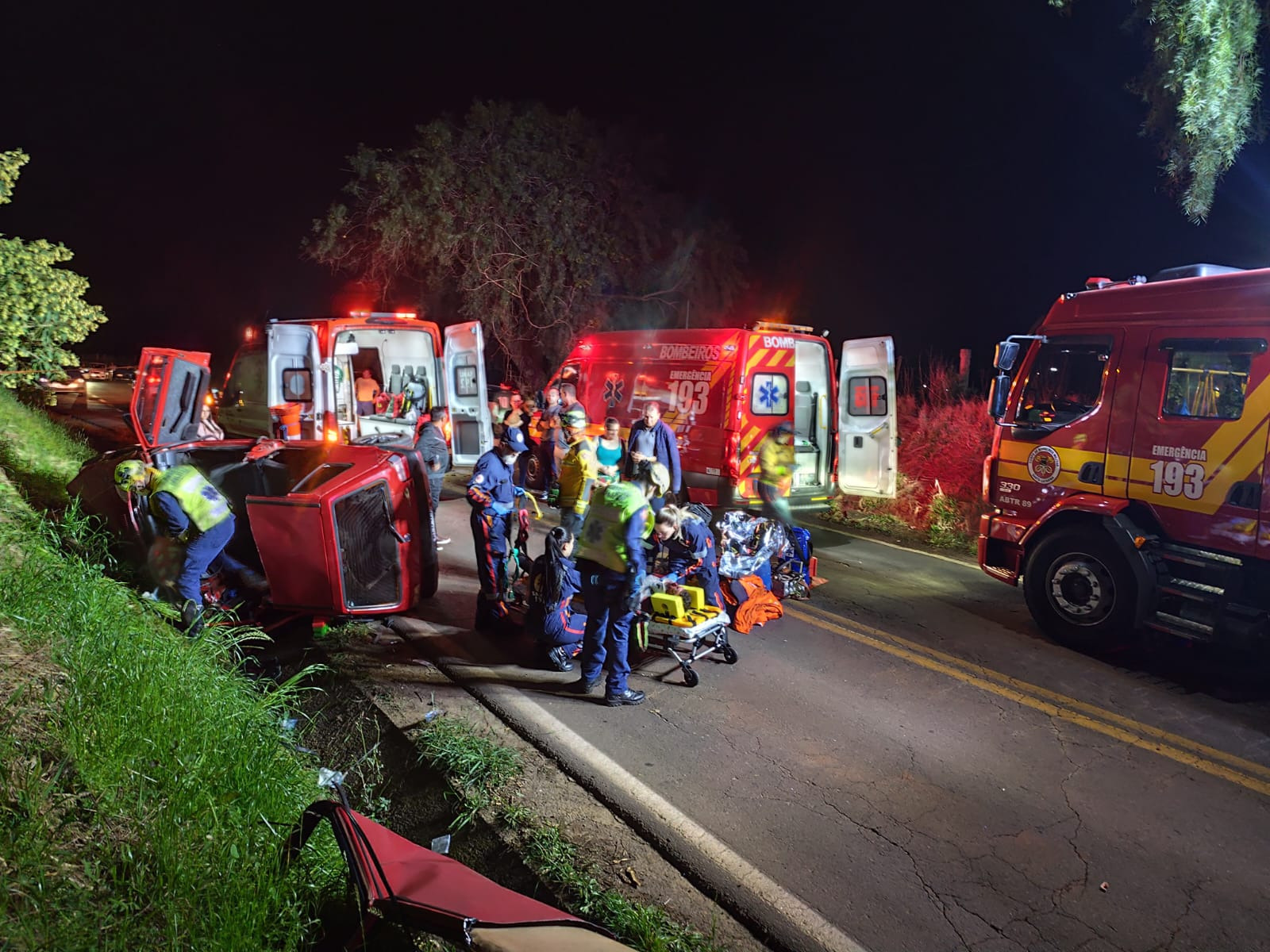 Colisão frontal deixa quatro feridos em Chapecó