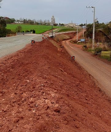 Obras de pavimentação da SC-156 avançam em São Domingos