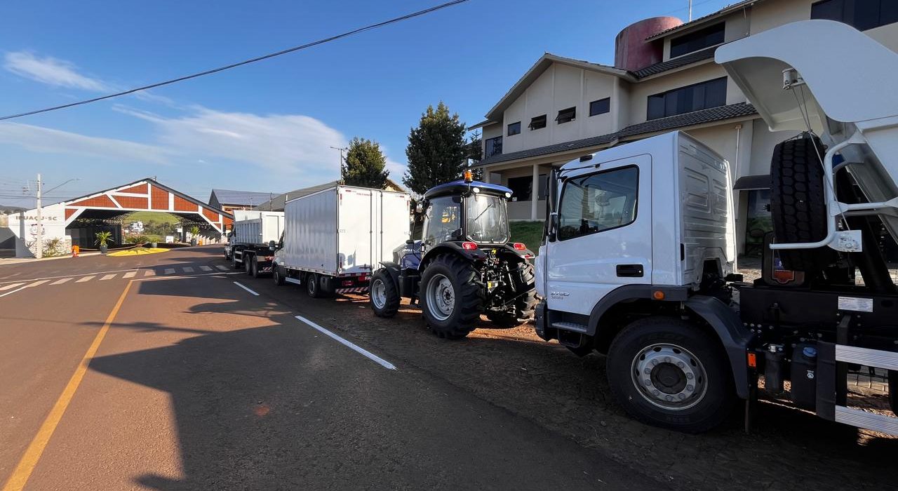 Prefeitura de Ipuaçu investe em renovação da frota municipal