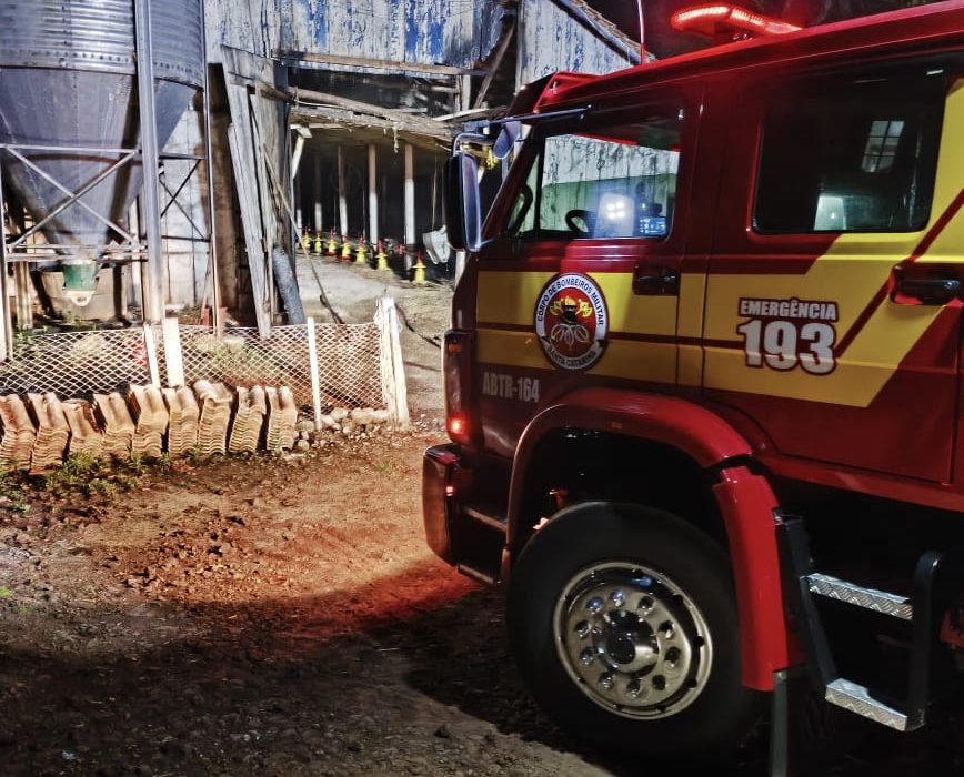 Incêndio atinge aviário no interior de Serra Alta