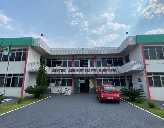 Prefeitura de São Domingos adota turno único