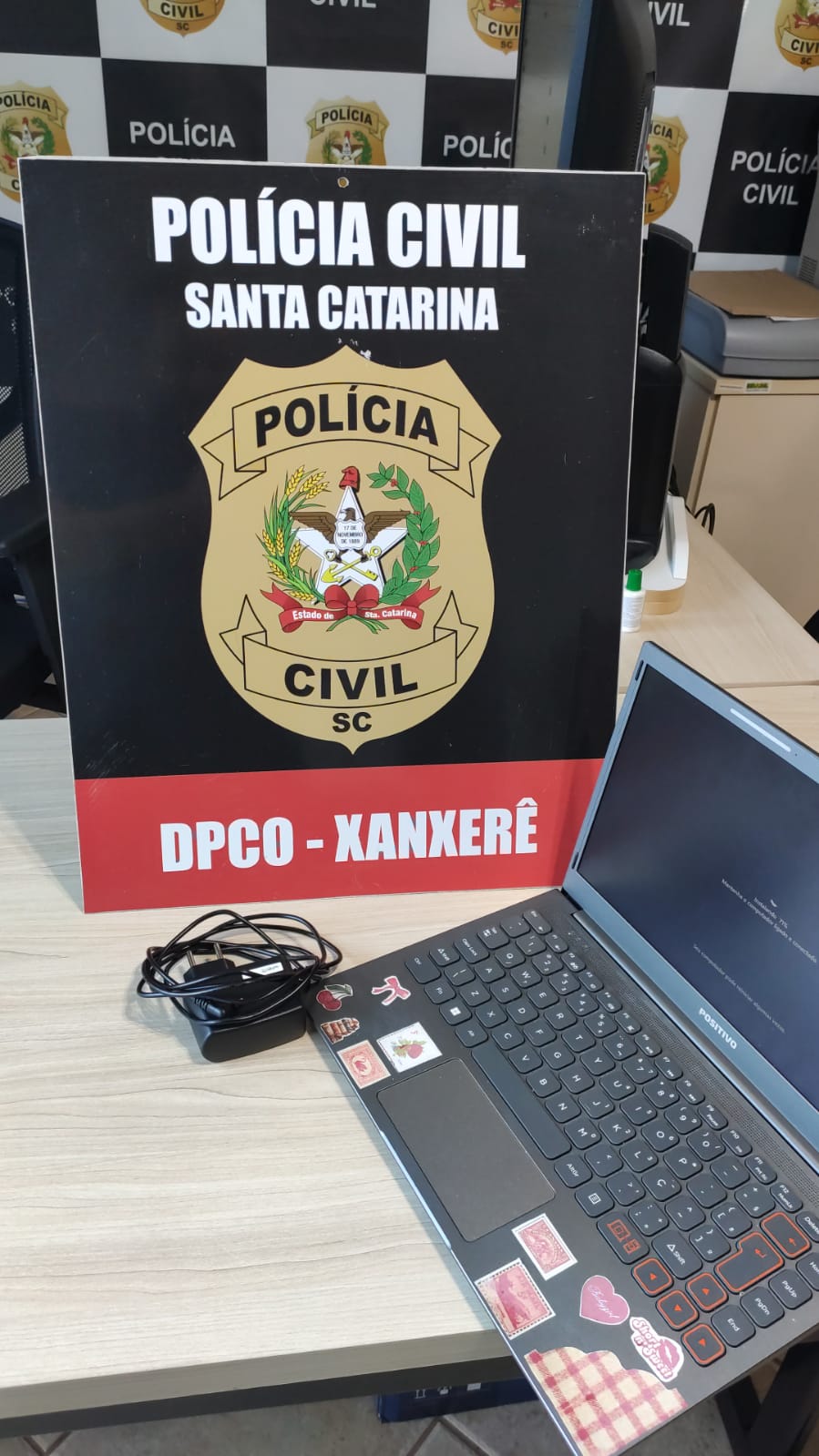 Polícia Civil recupera notebook de estabelecimento comercial em Xanxerê