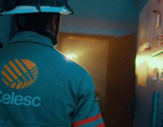 Trabalhadores da Celesc entram em greve