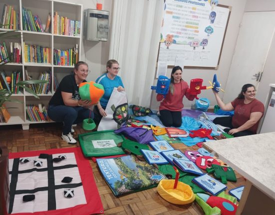 Secretaria de Educação de Ipuaçu inicia entrega de kits didáticos para escolas