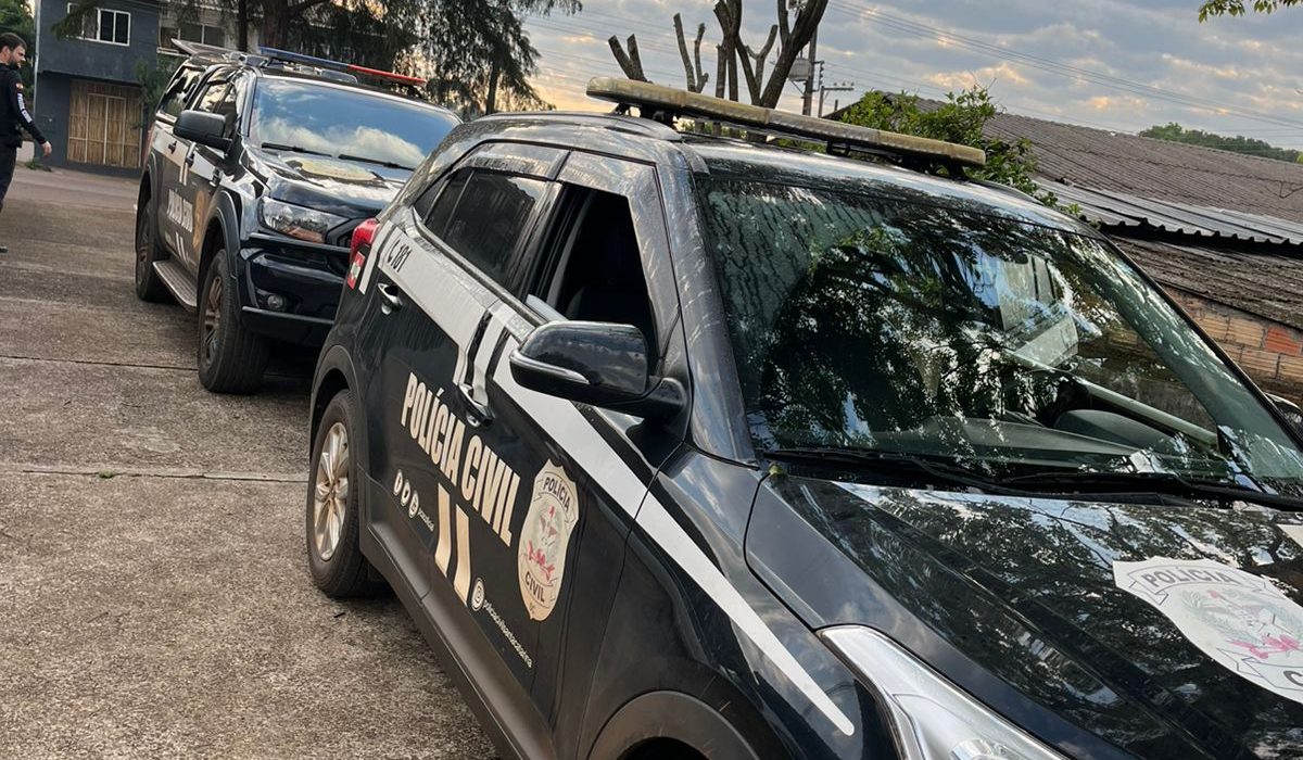 Polícia Civil prende duas pessoas por tráfico de drogas em São Domingos
