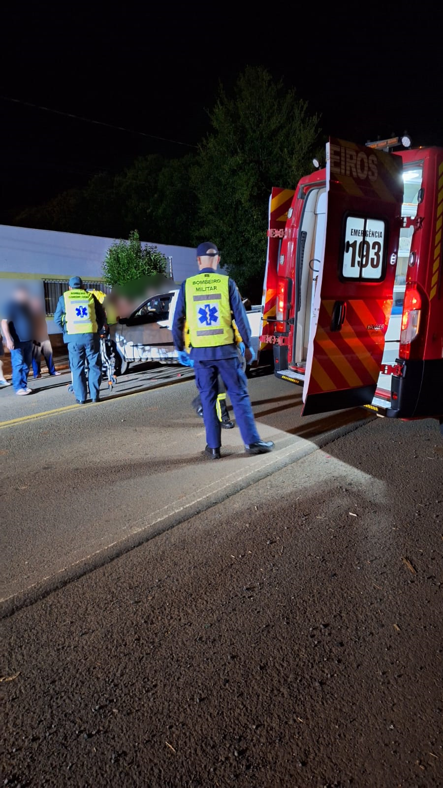 Motociclista fica ferido após colisão no centro de São Domingos