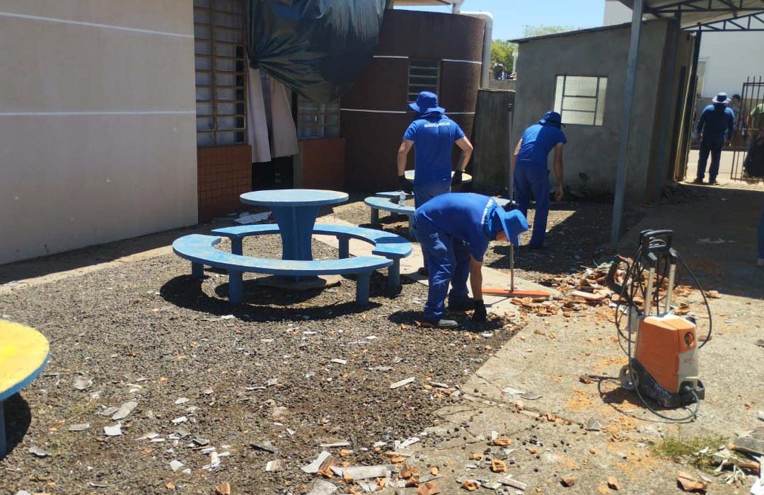 Paraná coloca presos para reconstruir escolas e Apae de Rio Bonito do Iguaçu