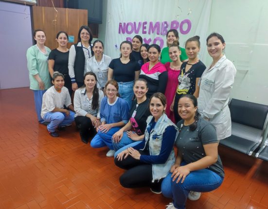 HRSP promove ação especial do Novembro Roxo com mães da UTI Neonatal