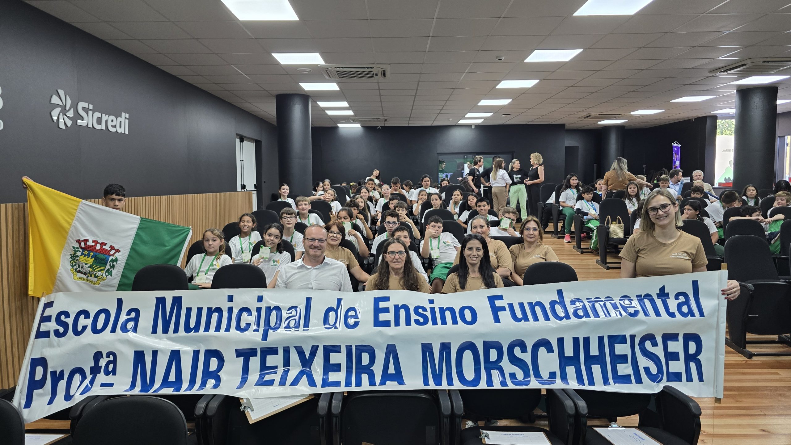 Escola Nair Teixeira Morsheiser conquista premiação em competição de inovação e sustentabilidade