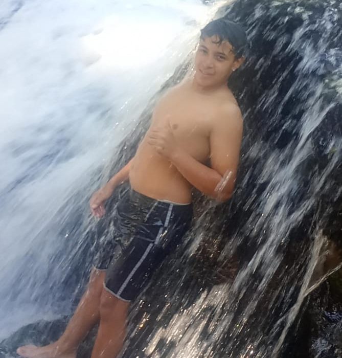 Família procura adolescente desaparecido em São Domingos e pede ajuda da comunidade