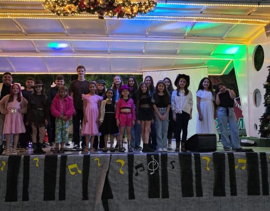 Alunos brilham no Festival Estudantil da Canção em São Domingos