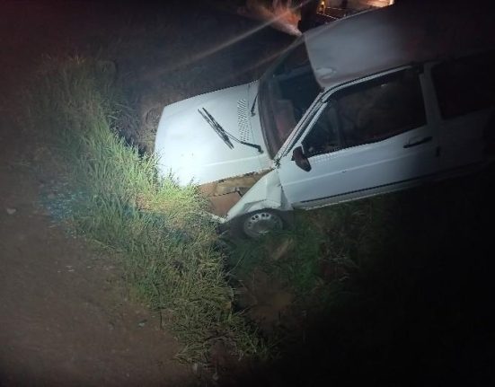 Capotamento em Formosa do Sul deixa motorista ferido