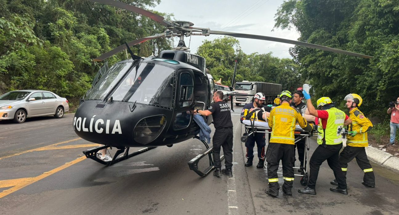 Acidente na BR-282 mobiliza resgate aéreo