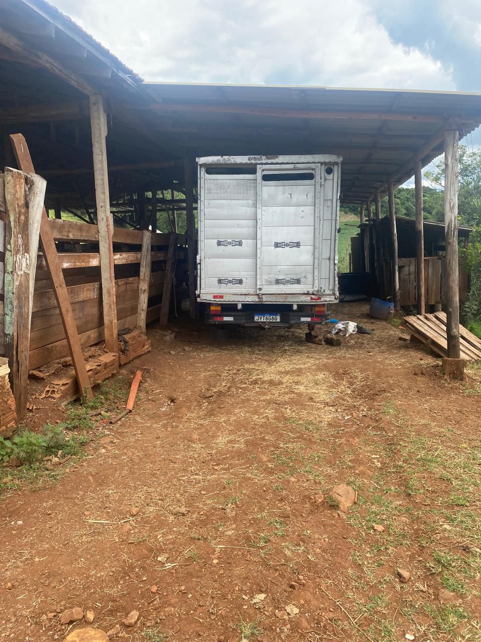 Furto é registrado em propriedade rural no interior de São Domingos