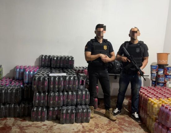 Carga de bebidas foi encontrada em galpão em Palmitos (Fotos Polícia Civil)