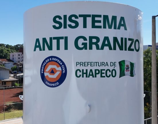 Chapecó é pioneira em sistema antigranizo urbano