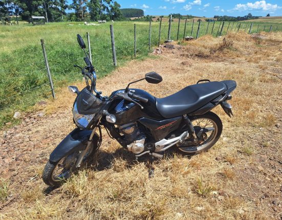 Moto saiu da pista na manhã desta sexta-feira - Foto PMRv
