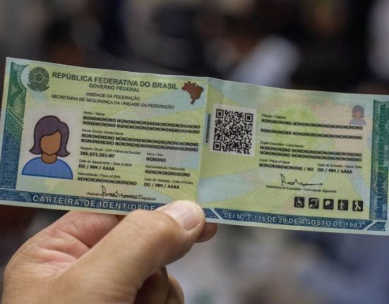 Carteira de identidade física ainda é exigida para viagens internacionais em países do Mercosul