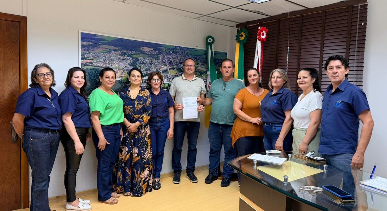 São Domingos recebe novo veículo para o Conselho Tutelar