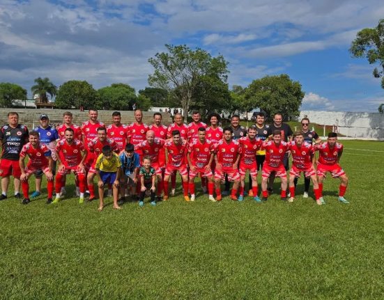 SME/Independente garante segundo lugar e decide quartas de final em casa
