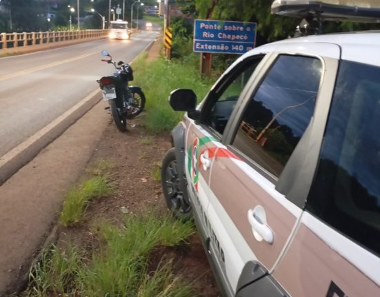 Polícia Militar recupera motocicleta furtada e prende dois jovens em Abelardo Luz