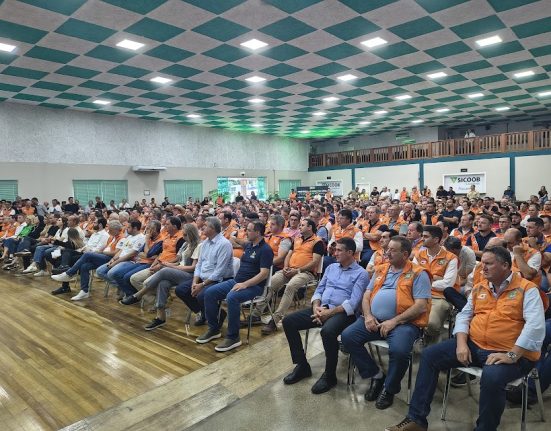 Governador Jorginho Mello oficializa R$ 94 milhões em recursos para o Oeste