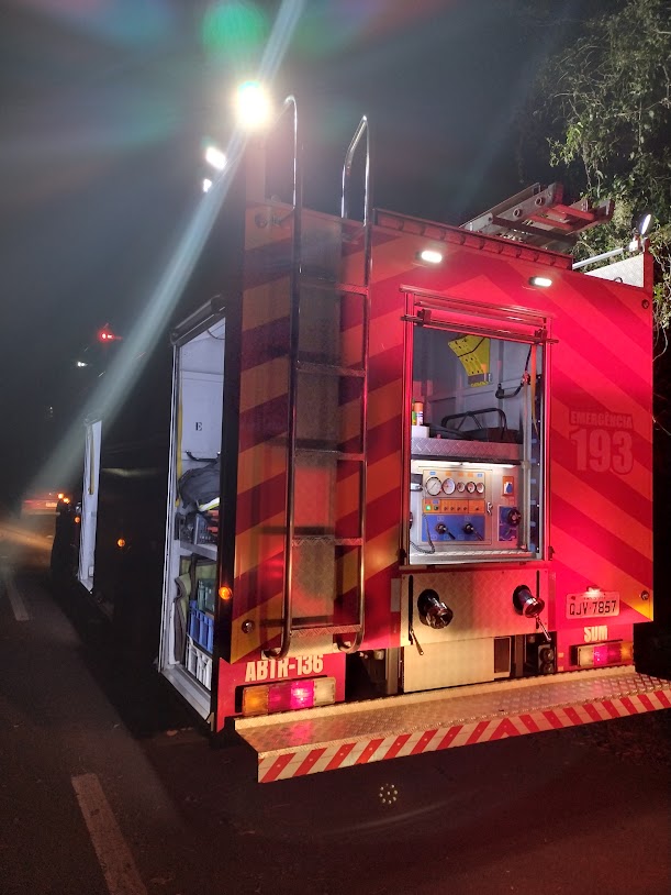 Princípio de incêndio mobiliza bombeiros em aviário no interior de São Domingos