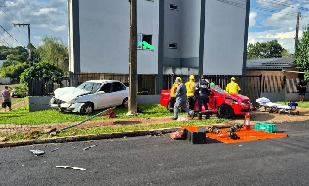 Acidente ocorreu na tarde de domingo - Foto Corpo de Bombeiros