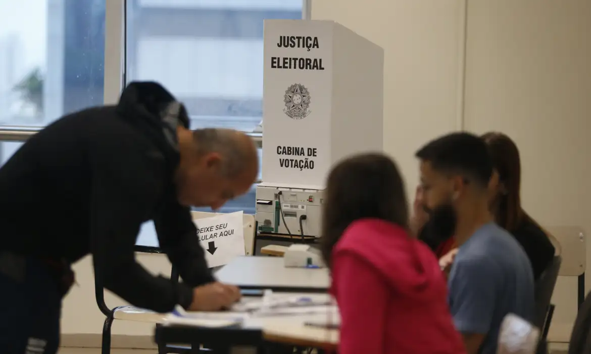 Abstenção dos idosos apresentou queda nas últimas três eleições - Foto Paulo Pinto Agência Brasil