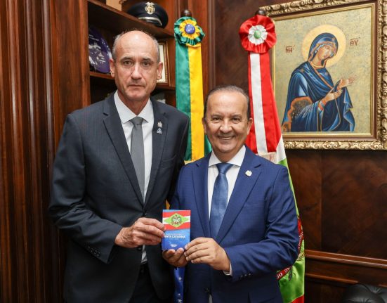Pedro Joel Horstmann assume o comando com foco em continuidade e eficiência - Fotos Leo Munhoz SECOM e Acervo CASAN