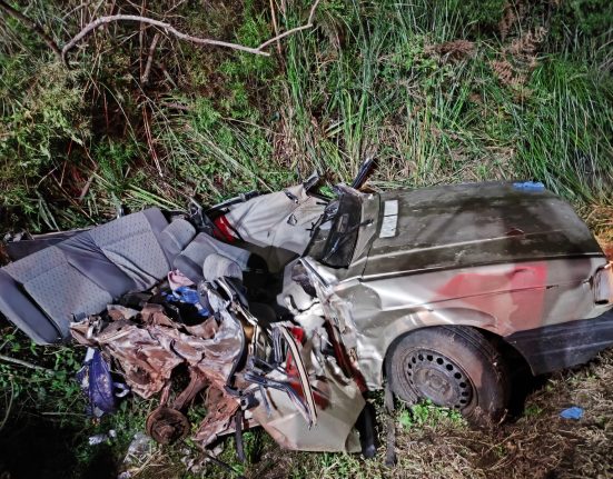 Mulher e criança morrem em acidente na BR 282