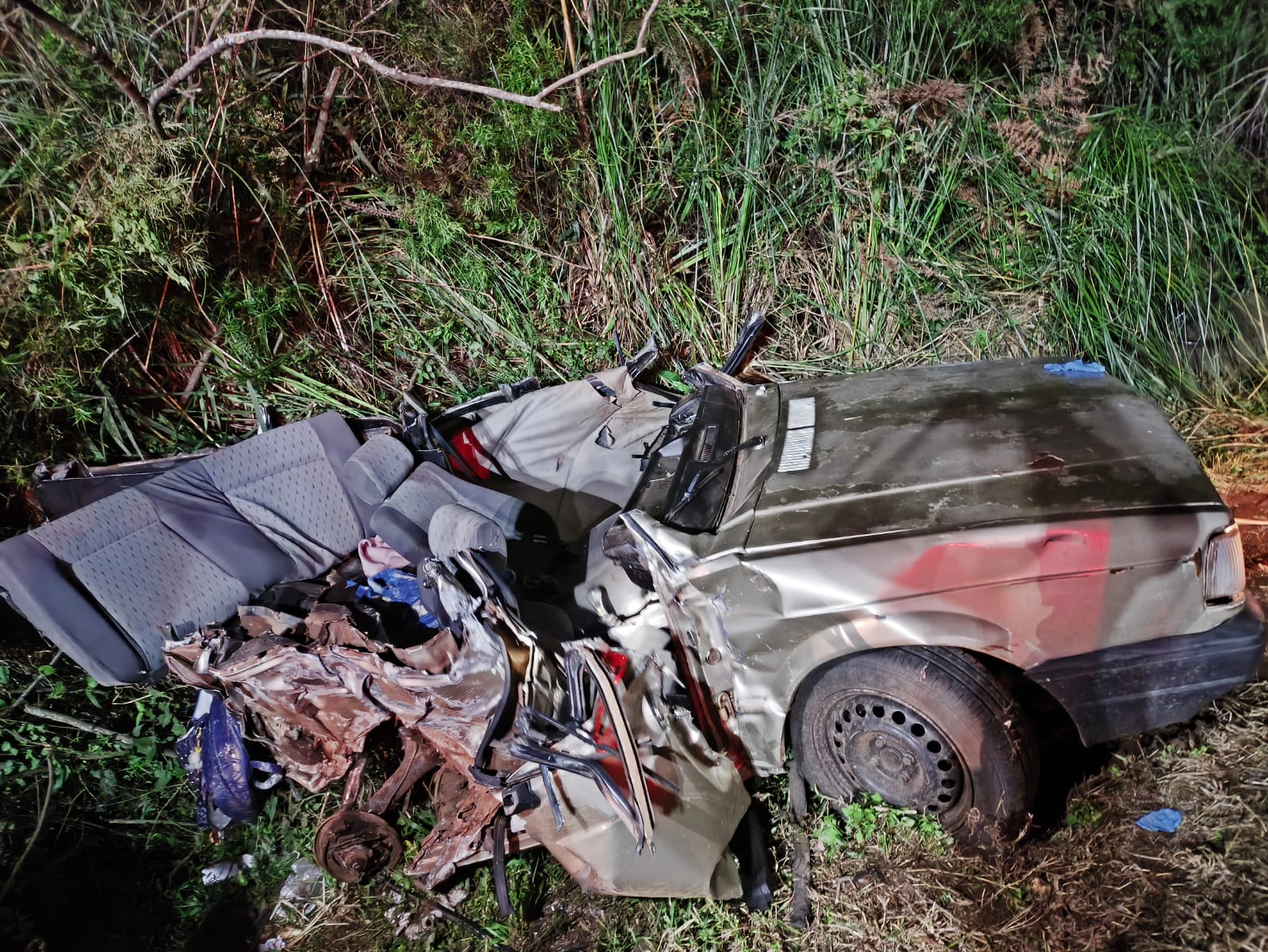 Mulher e criança morrem em acidente na BR 282