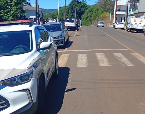 Três pessoas são encontradas mortas em residência em Passos Maia