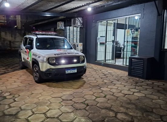 Homem é preso por agredir ex-companheira e descumprir medida protetiva