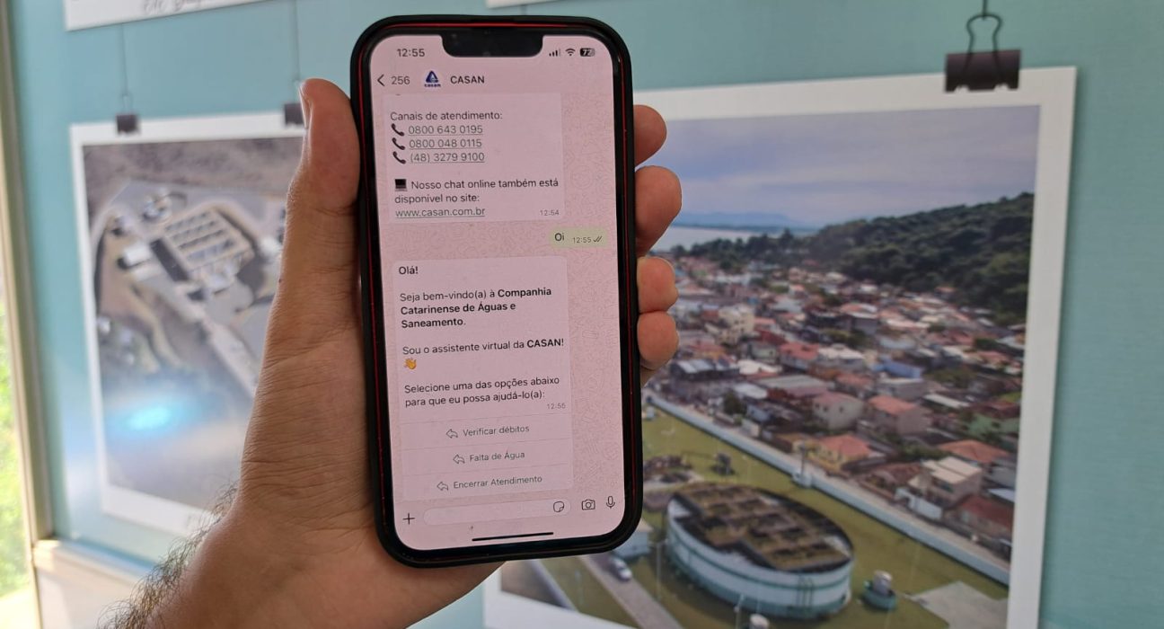 Além dos telefones, o serviço de WhatsApp também participará da substituição - Foto Acervo CASAN Companhia Catarinense de Águas e Saneamento