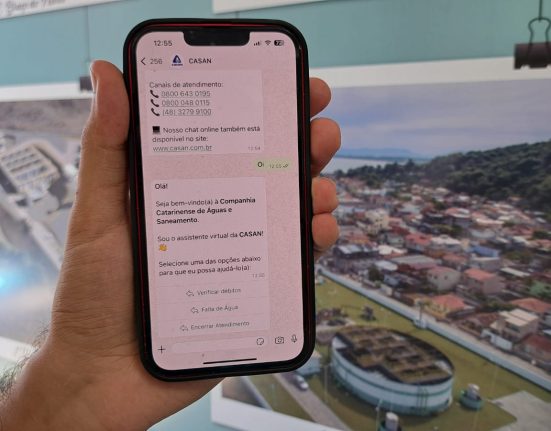 Além dos telefones, o serviço de WhatsApp também participará da substituição - Foto Acervo CASAN Companhia Catarinense de Águas e Saneamento