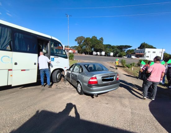 Ocorrência foi registrada na tarde desta terça-feira e contou com apoio de equipes de resgate da região – Foto Divulgação CBSC