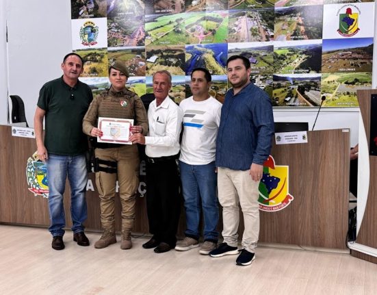 Policiais Militares de Ipuaçu são homenageados na Câmara de Vereadores de Abelardo Luz