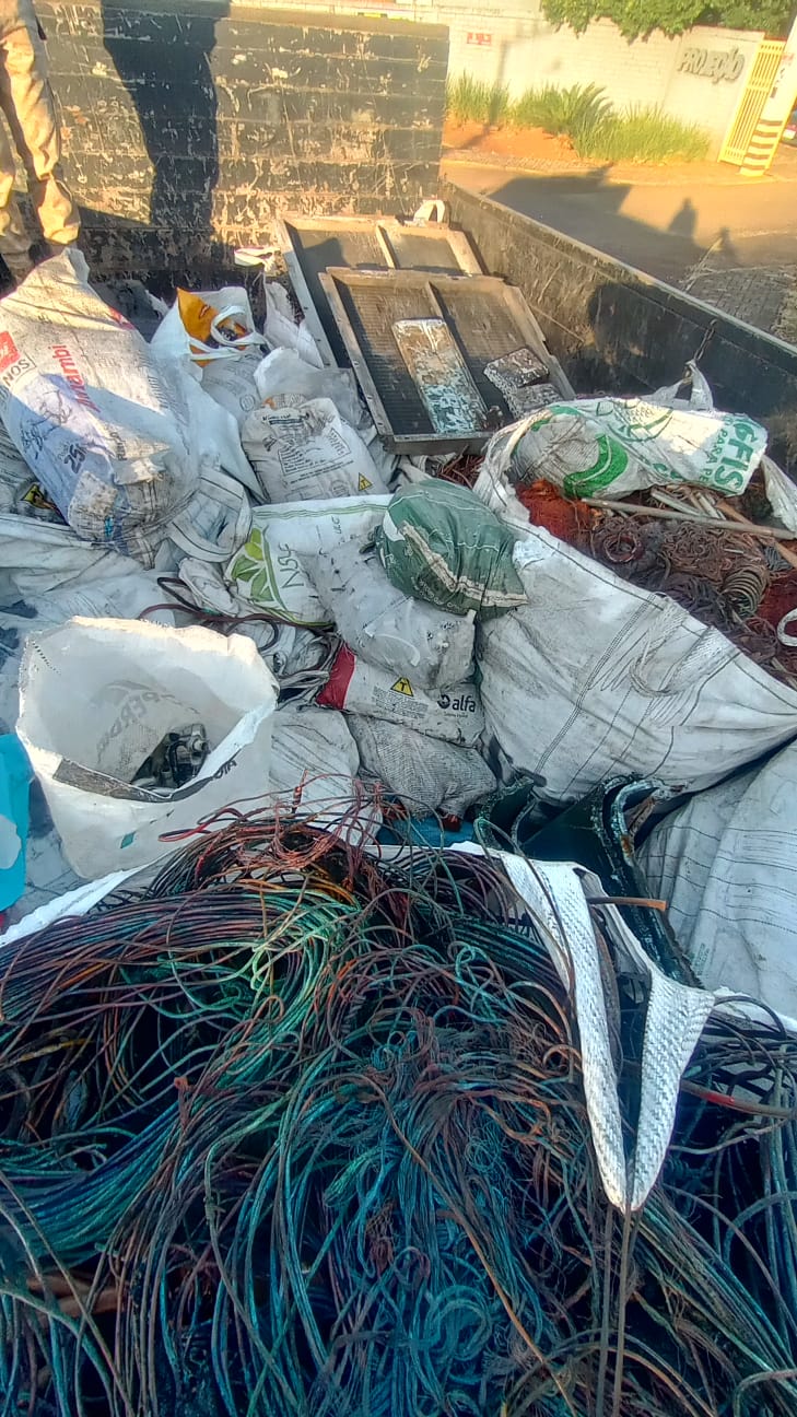 Ação é resultado de trabalho de inteligência e busca desarticular esquema de furtos e receptação na cidade - Fotos Diego Antunes