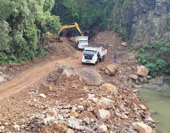 Primeira detonação marca avanço das obras do túnel de macrodrenagem em Xanxerê
