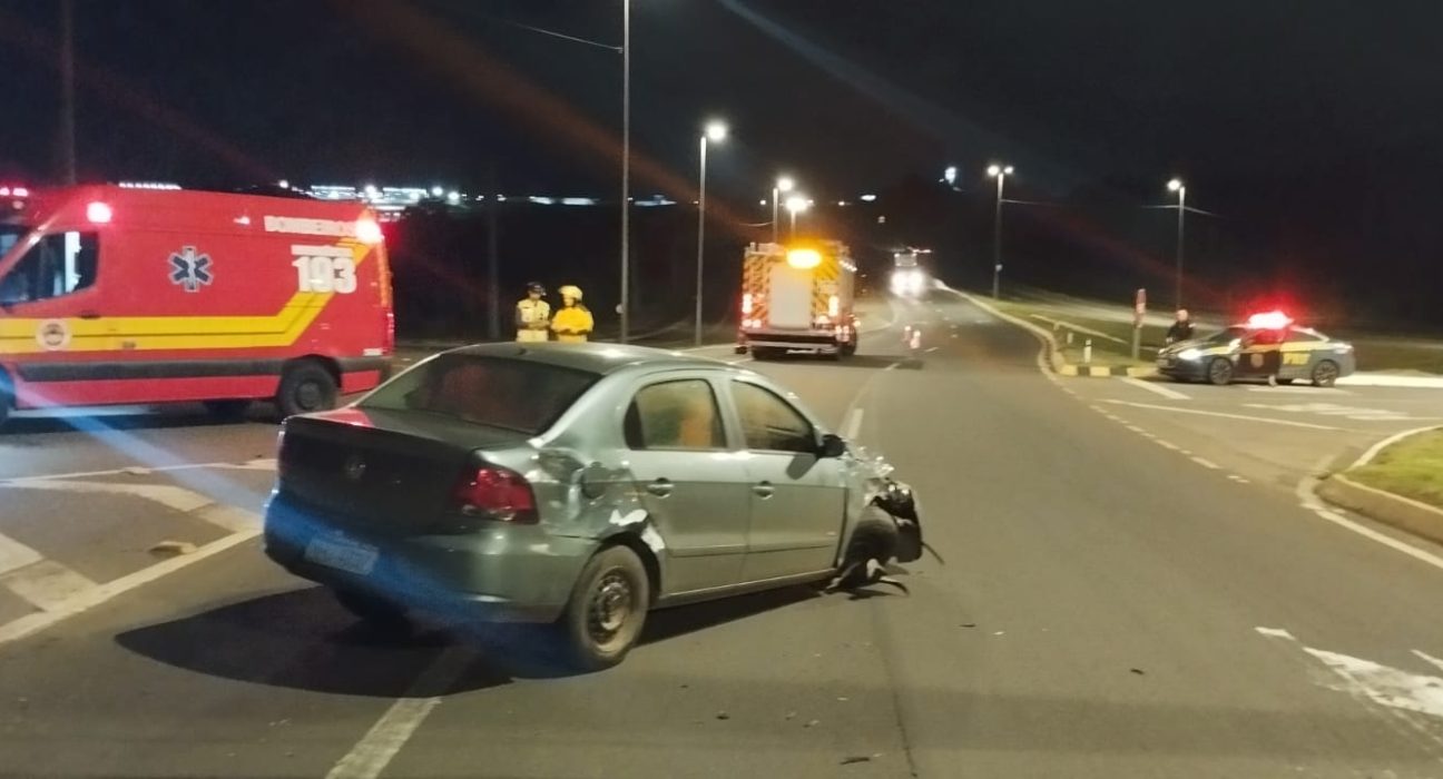 Colisão entre dois veículos é registrada na BR-282 em Xanxerê