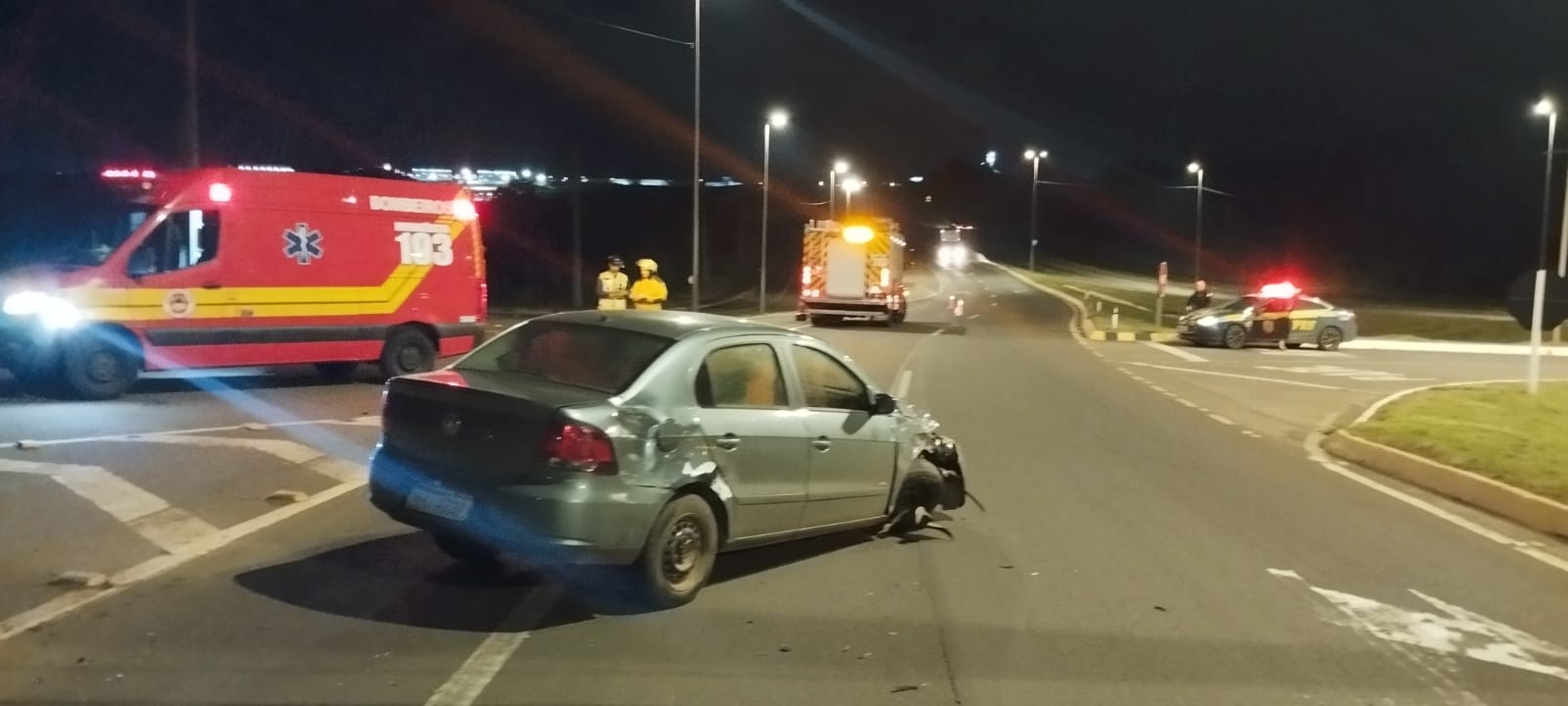 Colisão entre dois veículos é registrada na BR-282 em Xanxerê