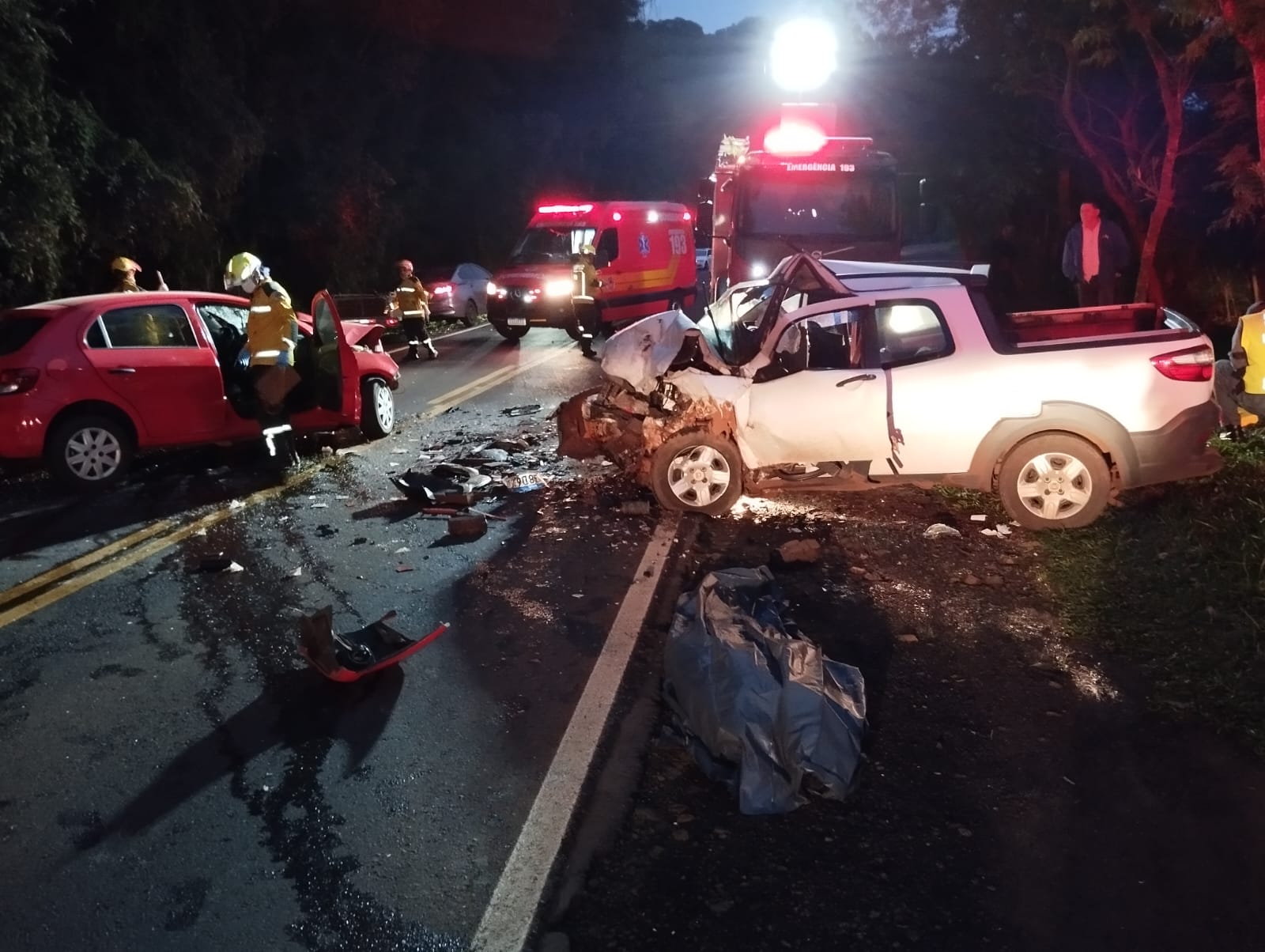 Motoristas dos veículos morreram após acidente na SC-160 -Foto Corpo de Bombeiros