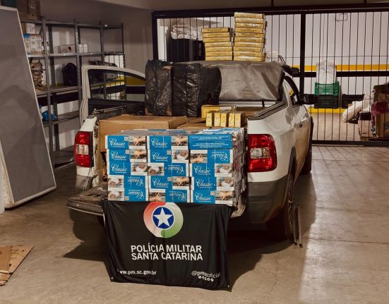 Homem é preso com cerca de 9 mil maços de cigarros contrabandeados
